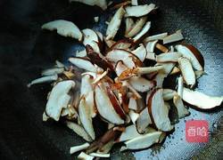 彩椒烩鲜菌的做法图解4
