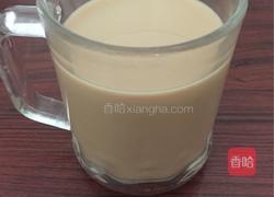 自制奶茶的做法图解6