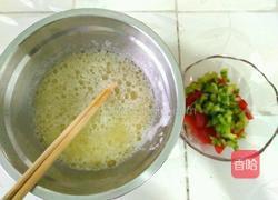 圣女果蛋披萨的做法图解2