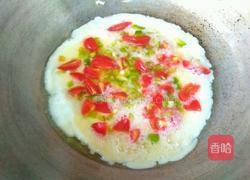 圣女果蛋披萨的做法图解4