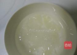 枸杞冰糖燕窝的做法图解3