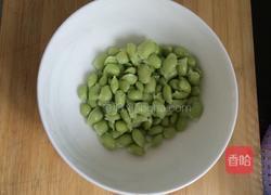 鸡腿烧毛豆的做法图解2