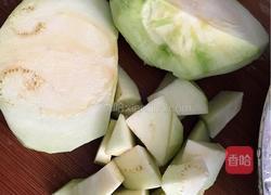 茄子炒金枪鱼的做法图解1