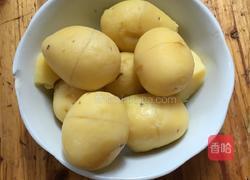 炸土豆的做法图解1