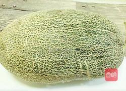 脆炒哈密瓜的做法图解1