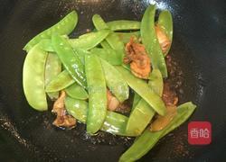 荷兰豆炒肉的做法图解4