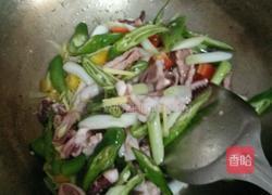 彩椒炒鱿鱼的做法图解6