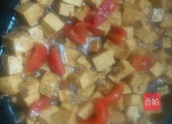 圣女果炒豆腐的做法图解7