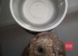 鲜榨椰汁的做法图解1