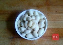 彩椒耗油花生米的做法图解2