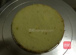 水果百汇哈密瓜蛋糕的做法图解1