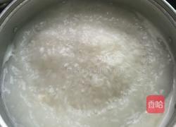 鱼皮粥的做法图解2