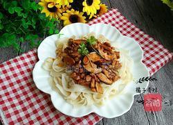 香辣猪肉香菇拌面的做法图解12