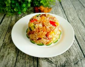 米饭加肉怎么焖 MjgweDIyMA