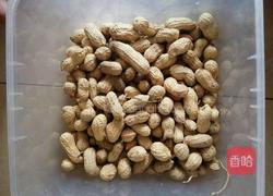剥花生的做法图解1