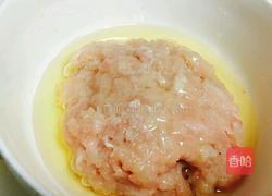 油炸鸡肉丸的做法图解4