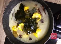 海带玉米炖排骨的做法图解5