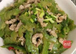 苦瓜炒肉丝的做法图解5