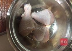 咖喱鸡肉黑米饭的做法图解1
