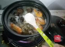 猪骨香菇粉丝汤的做法图解10