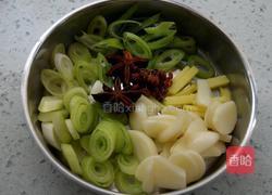 家常炖鲤鱼的做法图解1