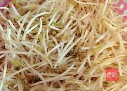 豆腐皮炒绿豆芽的做法图解1