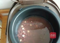 酒酿薏米红豆粥的做法图解5