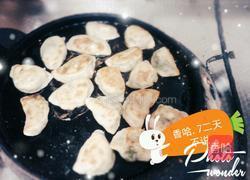锅贴的做法图解4