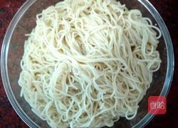 杂烩炒面的做法图解2