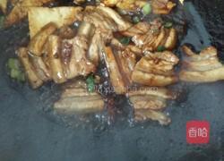 五花肉炒豆腐的做法图解4