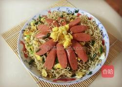 火腿鸡蛋炒面的做法图解10