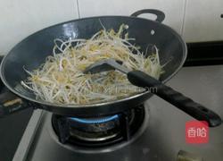 单炒绿豆芽的做法图解4