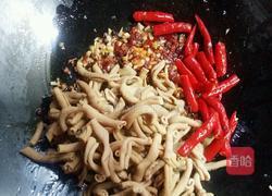 爆炒麻辣鸭肠的做法图解7