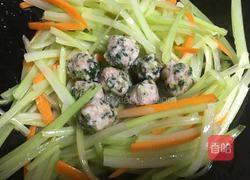 鸟巢窝(西芹肉圆)的做法图解7