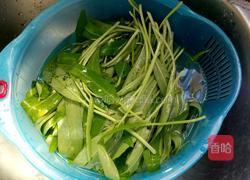 虾仁空心菜包子的做法图解1