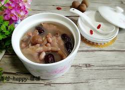 红枣桂圆花生煲鸡爪