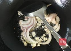 拌贝形意面的做法图解3