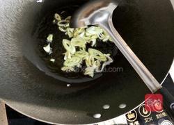 尖椒炒蚕豆的做法图解3