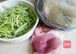 山芋藤炒面的做法图解1