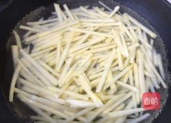 炸薯条的做法图解3