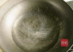 头菜炒粉丝的做法图解2