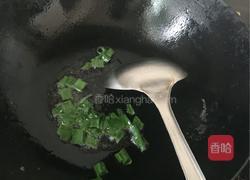 清炒青椒火腿西瓜皮的做法图解2