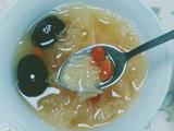 红枣银耳枸杞羹