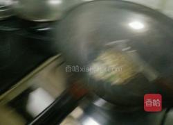 香菇鸡蛋炒白菜的做法图解7