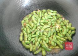 油焖毛豆荚的做法图解6