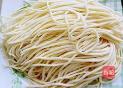 肉末拌面的做法图解1
