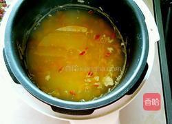 大米南瓜枸杞粥的做法图解6