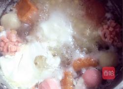 牛奶煮海鲜面的做法图解3