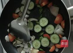 自制番茄肉酱意面的做法图解4