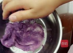 紫薯玫瑰豆沙月饼的做法图解8